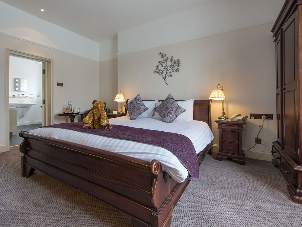 hadleyparkbedroomsgallery8 Hadley Park House